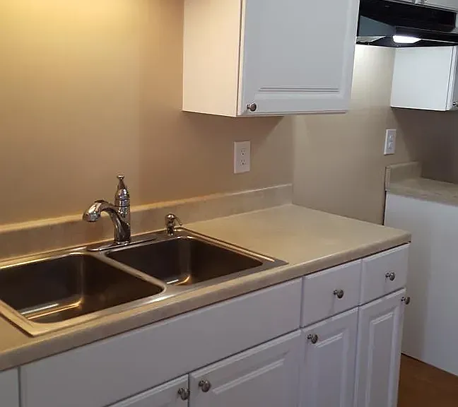214 Wright St — Photo 2