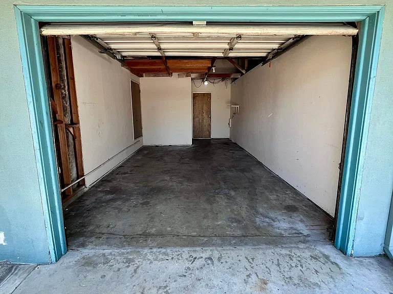 1322 Rose Ave — Photo 18