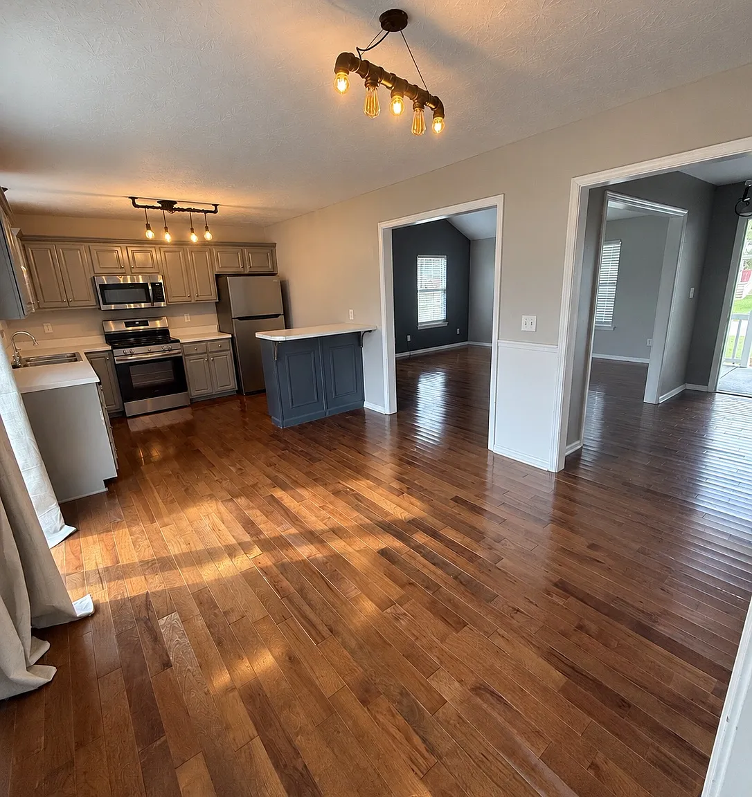 657 Fern Hill St — Photo 3