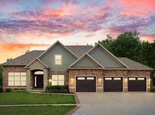 1307 White Oak Rd, Mahomet, IL 61853