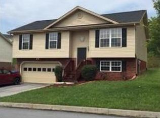 1257 Meadow Creek Ln, Jonesborough, TN 37659