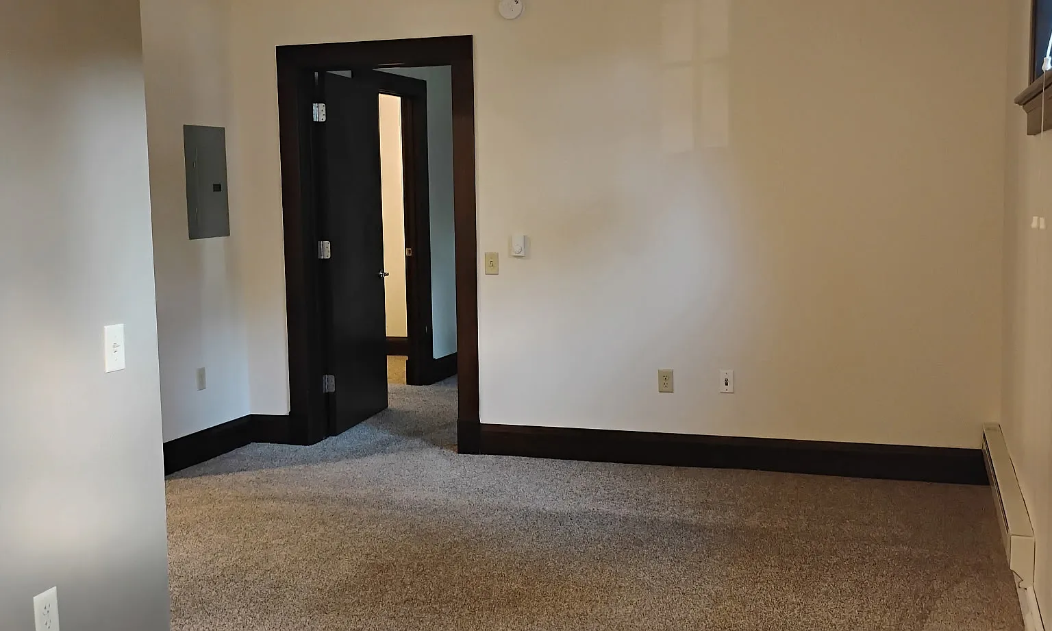 1628 Patterson Loop - 2 — Photo 3