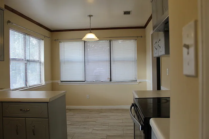 1015 Country Place Dr — Photo 11