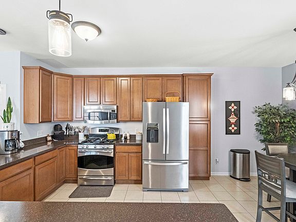 5th image of 8839 Forest Glen Court St