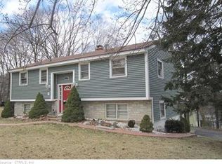 148 Deerfield Ave, Waterbury, CT 06708