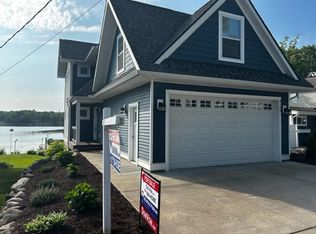 4105 Highcrest Dr, Brighton, MI