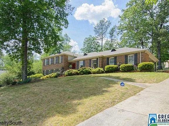 2nd image of 676 Paden Dr
