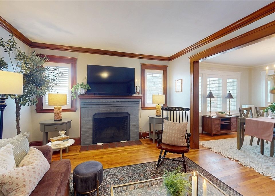 1st image of 85 Bradford Rd #85