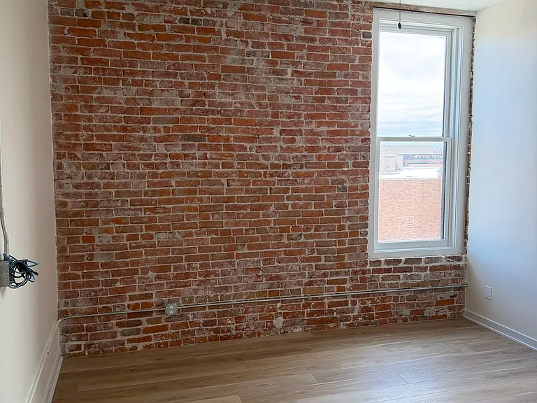 900 Central Ave #202 — Photo 14