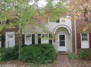 4060 Huntingreen Ln, Winston Salem, NC 27106