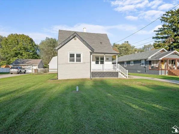 6902 Summerfield Rd, Temperance, MI 48182