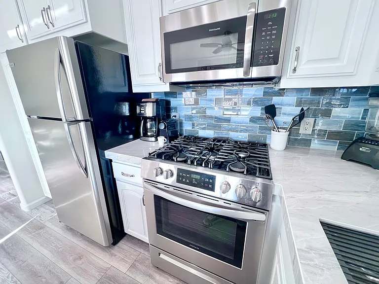1640 S Pacific St S #10 — Photo 18