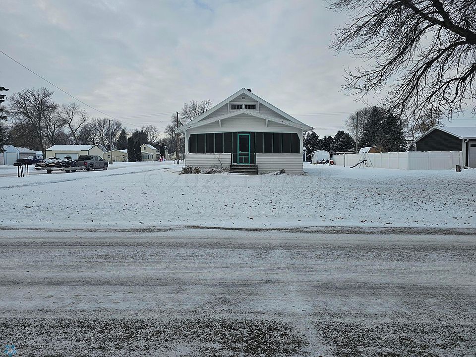 302 5th Ave N, Casselton, ND 58012 Zillow