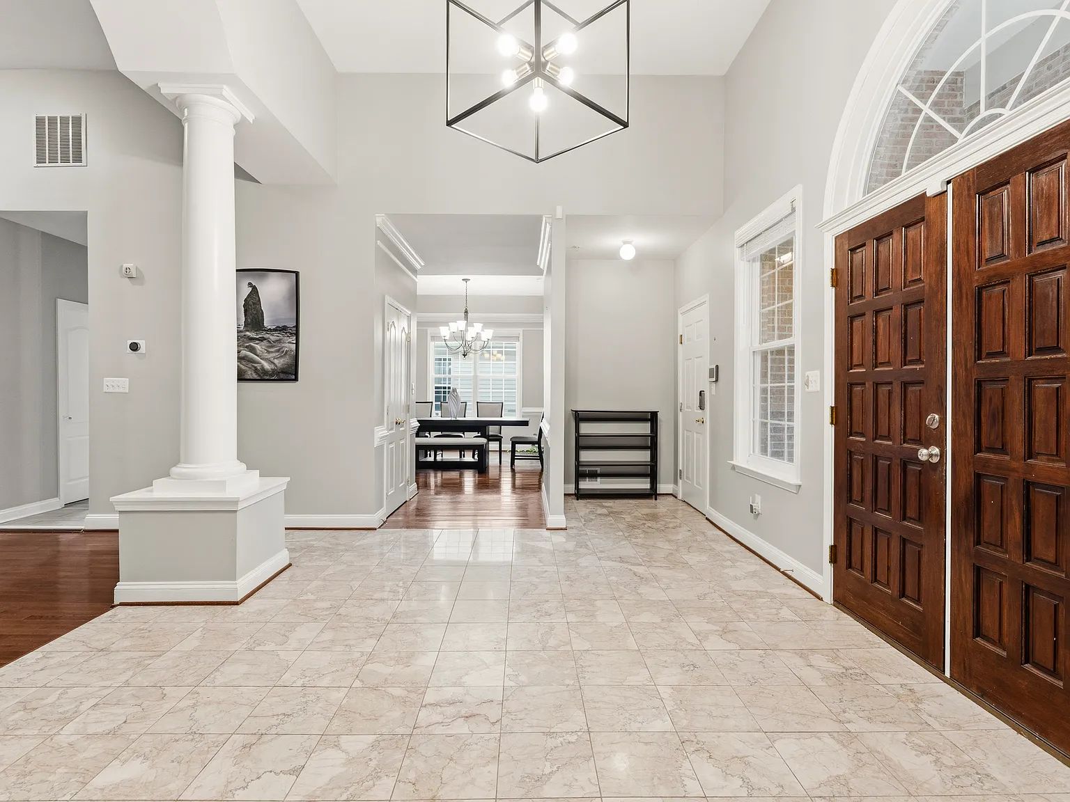 5 bed, 3.5 bath, 7184 sqft, $4,500 — Photo 4