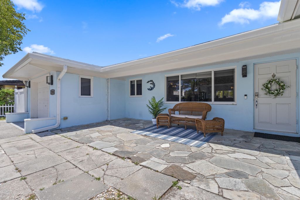 2333 SE 11th St, Pompano Beach