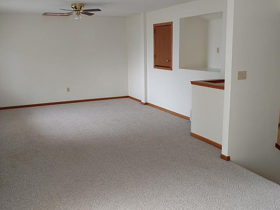 2nd image of 3000 Youngdale Ave