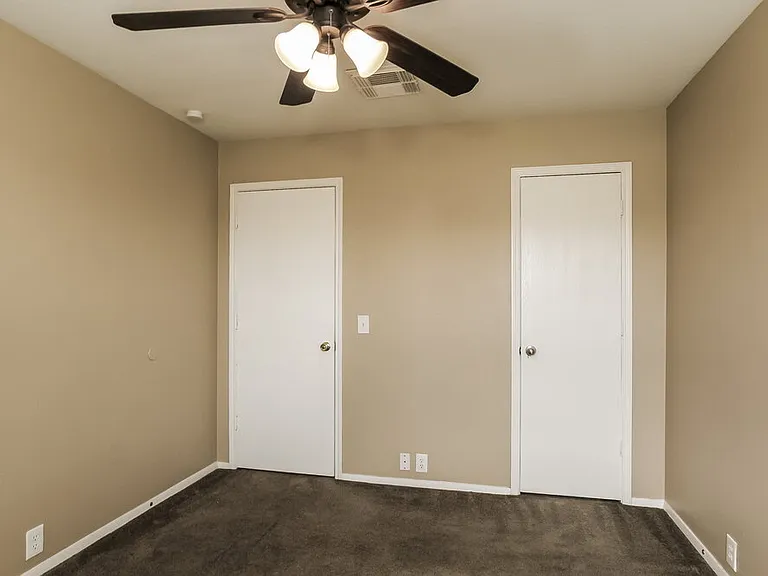 3231 Dartmouth Field Ln — Photo 20