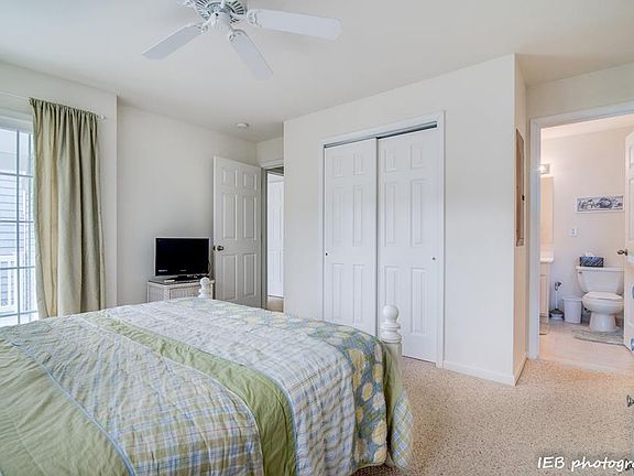 2nd image of 1133 Wesley Ave #1