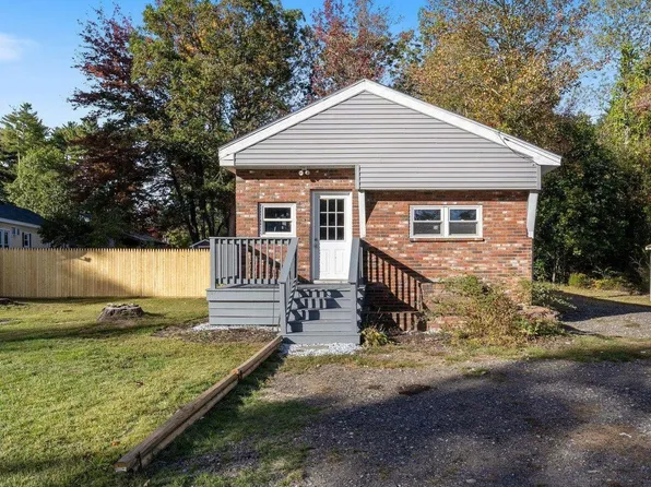 3 Margaret Avenue, Raymond, NH 03077
