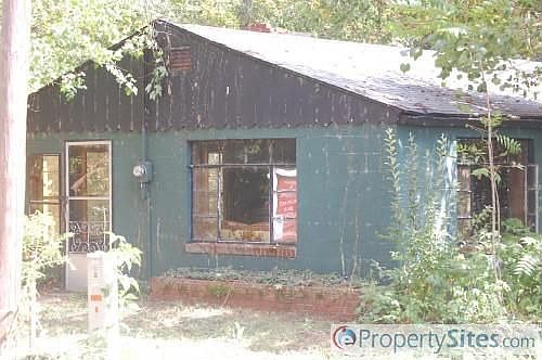 4th image of 8718 Bricker Ave