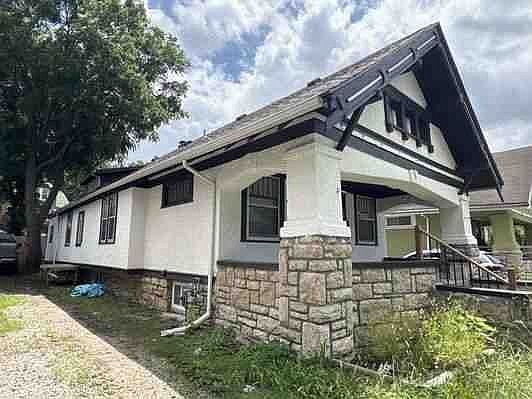 3rd image of 3543 Bellefontaine Ave