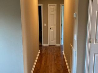 9460 Robinson Farm Rd, Ooltewah, TN 37363