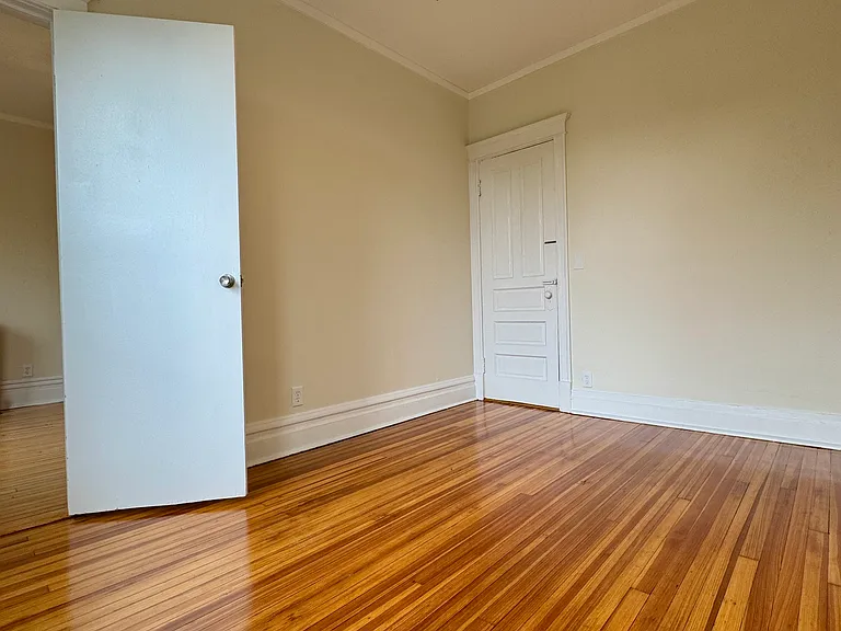 1844 W Grace St #2 — Photo 10