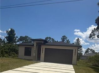 1122 Craft St E, Lehigh Acres, FL 33974