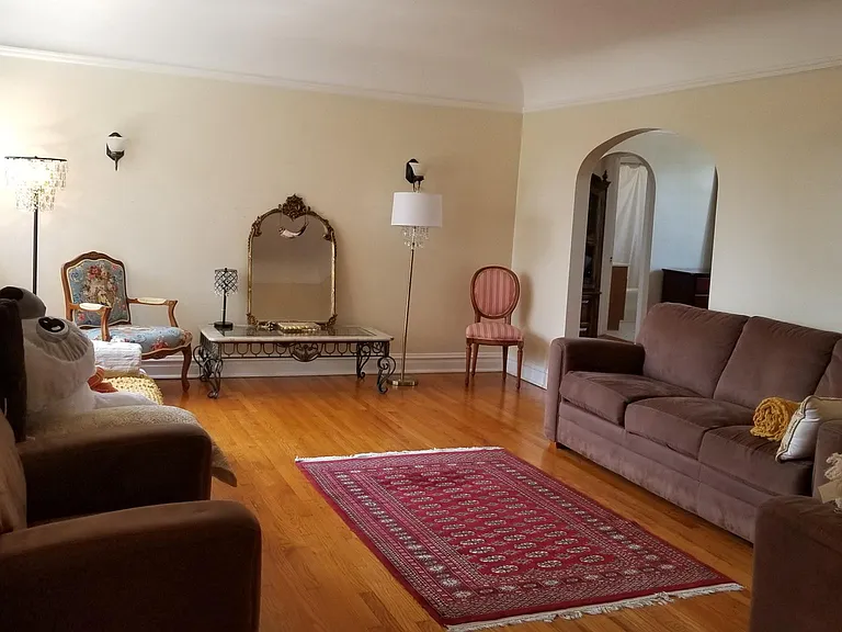 4616 Washington St #2 — Photo 9