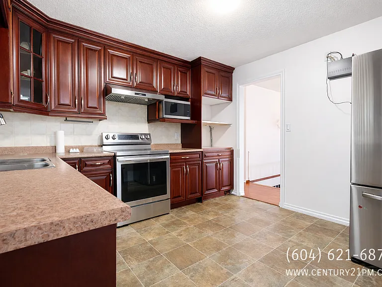 1940 Cordova Ct #UPPER — Photo 3