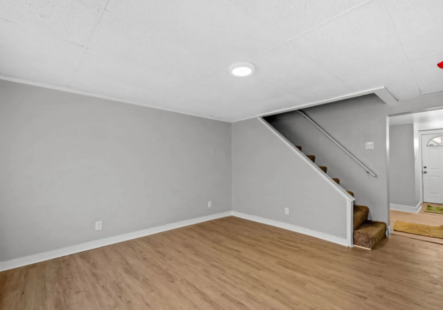 2701-2703 Oakley Way (For Sale) — Photo 4