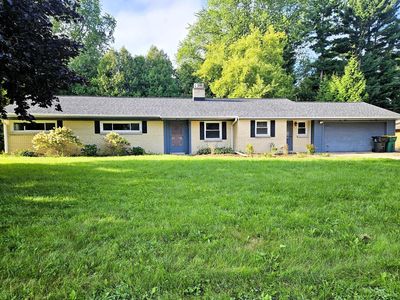 323 Grand AVENUE, Thiensville, WI, 53092