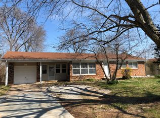 821 E Morningside St, Springfield, MO 65807