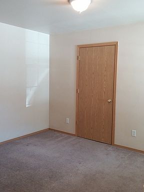 5th image of 724 S Garfield St APT 1
