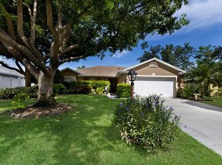 6115 68th Dr E, Palmetto, FL 34221
