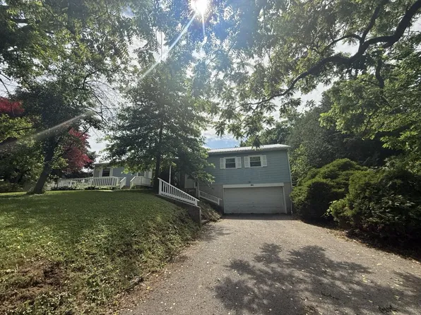 891 N 4th St, Newport, PA 17074