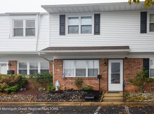 24 Iowa Ct, Old Bridge, NJ 08857