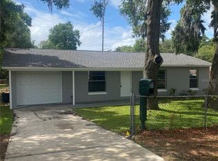 240 W 10th St, Apopka, FL 32703