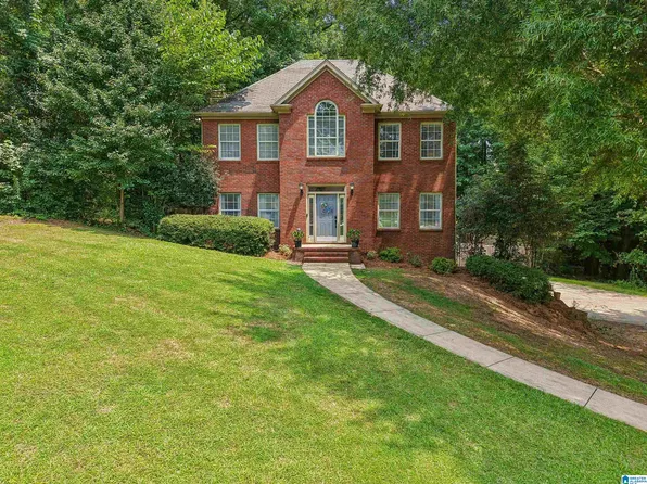 180 Woodbury Dr, Sterrett, AL 35147
