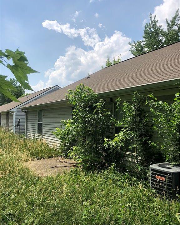 2nd image of 2821 Flap Ln