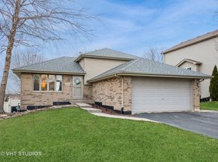 2901 Carol Dr, Joliet, IL 60432