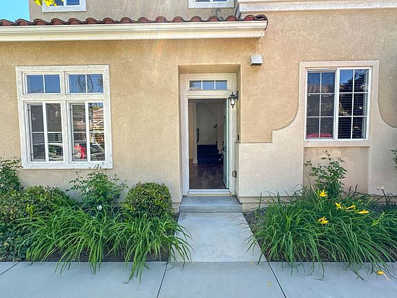 2nd image of 24623 Montevista Cir