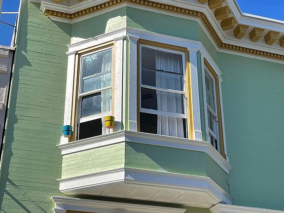 2nd image of 54 Linda St