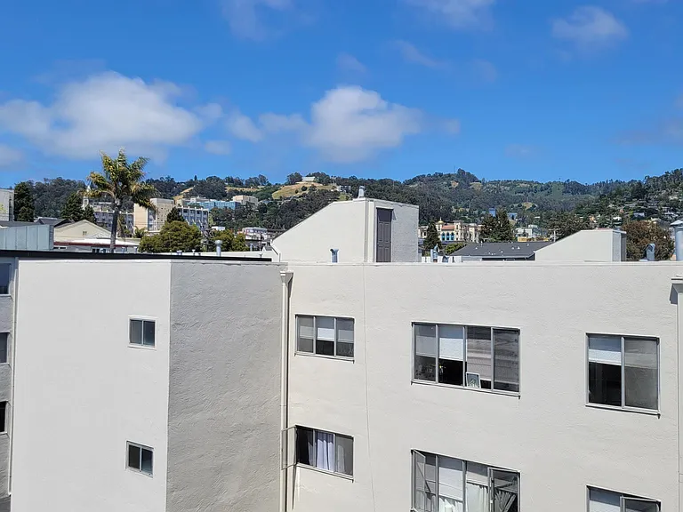 2321 Blake St #5 — Photo 5