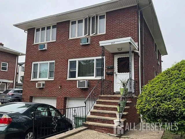 108 W Stimpson Ave #2NDFL — Photo 5
