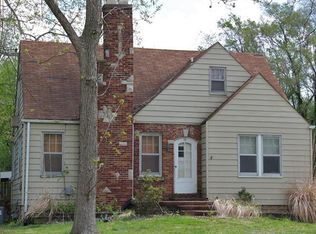 15 Catherine Dr, Fairview Heights, IL 62208