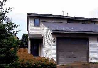Great Townhouse on Main