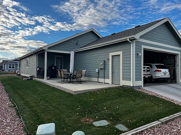 3rd image of 4318 Mariposa Ln