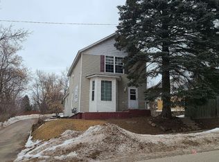 408 E A St, Iron Mountain, MI 49801