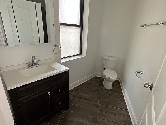 5th image of 4425 N Milwaukee Ave #3N